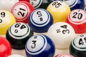 «Кое-кто думал сорвать джекпот. А что вместо этого? Пару шпионов и один археолог»